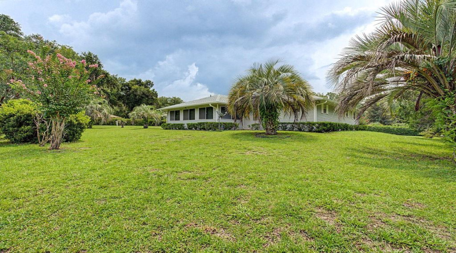 Dunnellon, Florida 34431, 2 Bedroom Bedrooms, ,2 Bathroombathrooms,Residential,For Sale,207Th,0,Mfro6425140
