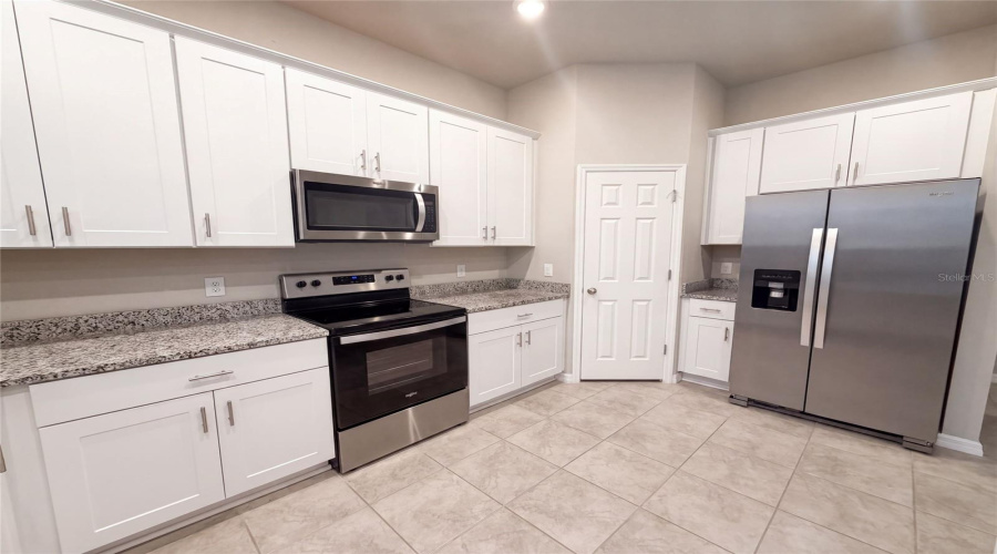 New Smyrna Beach, Florida 32168, 3 Bedroom Bedrooms, ,2 Bathroombathrooms,Residential,For Sale,Venetian Palms,0,Mfro6432872
