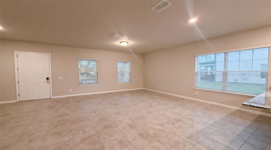 New Smyrna Beach, Florida 32168, 3 Bedroom Bedrooms, ,2 Bathroombathrooms,Residential,For Sale,Venetian Palms,0,Mfro6432872