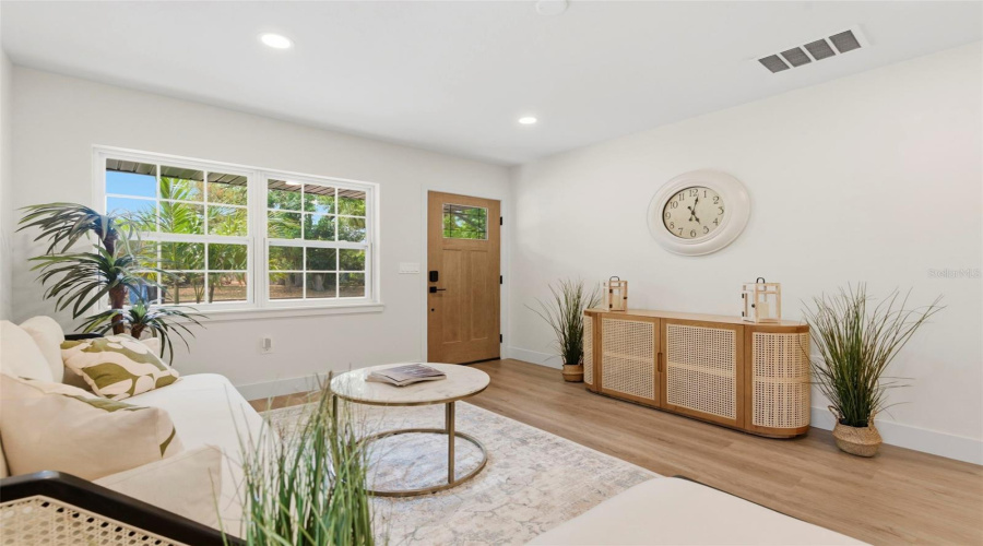 St Petersburg, Florida 33710, 3 Bedroom Bedrooms, ,1 Bathroombathrooms,Residential,For Sale,26Th,0,Mfrtb8493667
