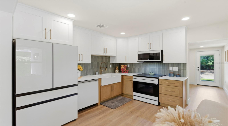 St Petersburg, Florida 33710, 3 Bedroom Bedrooms, ,1 Bathroombathrooms,Residential,For Sale,26Th,0,Mfrtb8493667