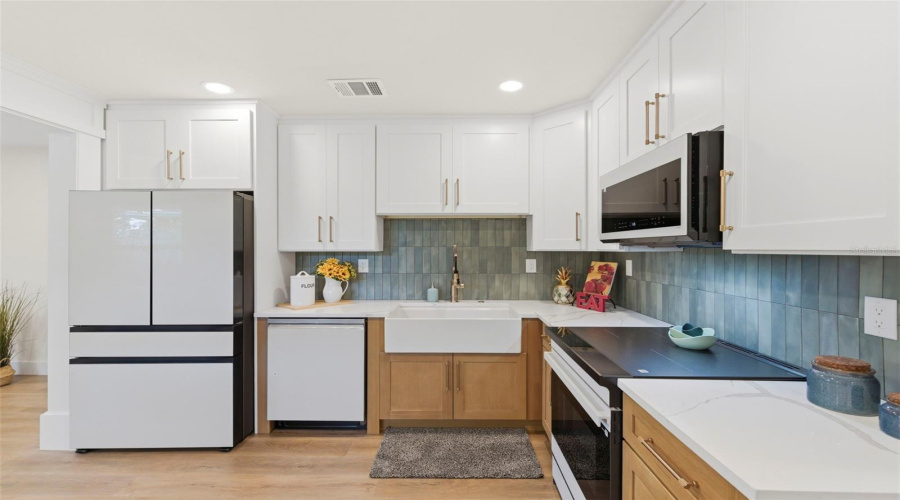 St Petersburg, Florida 33710, 3 Bedroom Bedrooms, ,1 Bathroombathrooms,Residential,For Sale,26Th,0,Mfrtb8493667