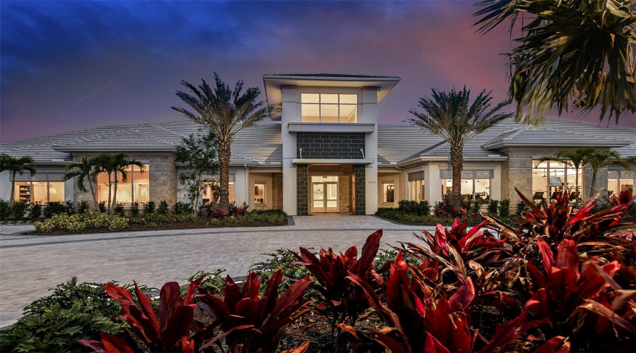 Esplanade At Wiregrass Ranch Community
