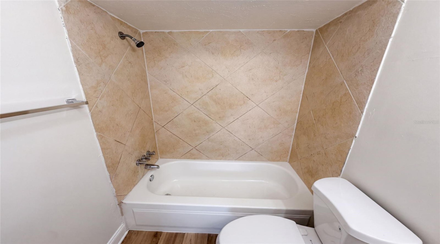 Merritt Island, Florida 32952, 3 Bedroom Bedrooms, ,2 Bathroombathrooms,Residential,For Sale,Carib,0,Mfro6434025