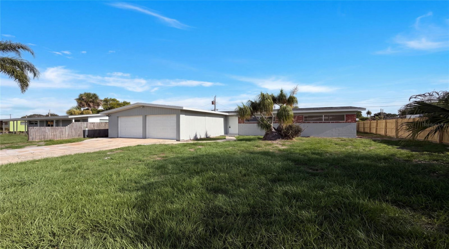Merritt Island, Florida 32952, 3 Bedroom Bedrooms, ,2 Bathroombathrooms,Residential,For Sale,Carib,0,Mfro6434025