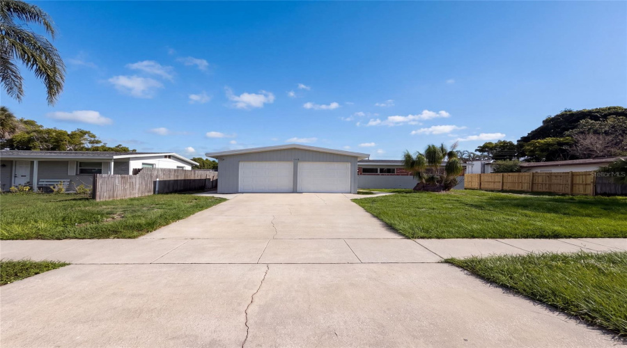 Merritt Island, Florida 32952, 3 Bedroom Bedrooms, ,2 Bathroombathrooms,Residential,For Sale,Carib,0,Mfro6434025