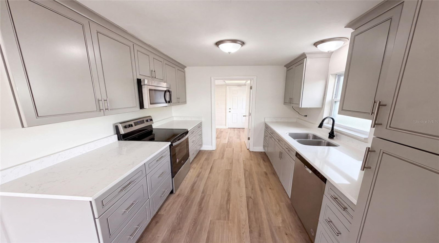 Merritt Island, Florida 32952, 3 Bedroom Bedrooms, ,2 Bathroombathrooms,Residential,For Sale,Carib,0,Mfro6434025