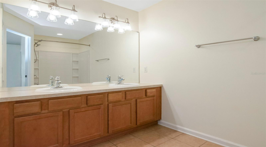 Tampa, Florida 33625, 3 Bedroom Bedrooms, ,2 Bathroombathrooms,Residential,For Sale,Estero Bay,0,Mfrtb8539547