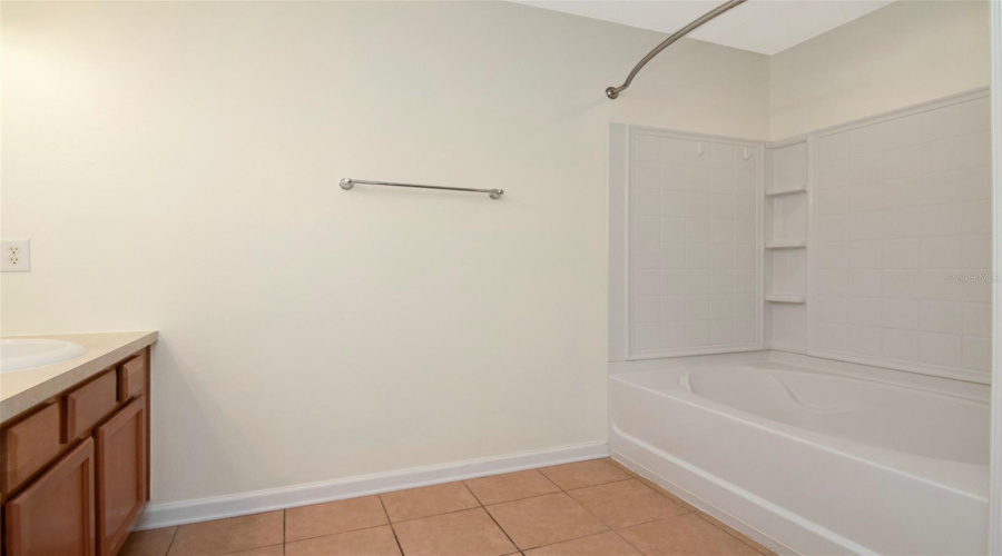 Tampa, Florida 33625, 3 Bedroom Bedrooms, ,2 Bathroombathrooms,Residential,For Sale,Estero Bay,0,Mfrtb8539547