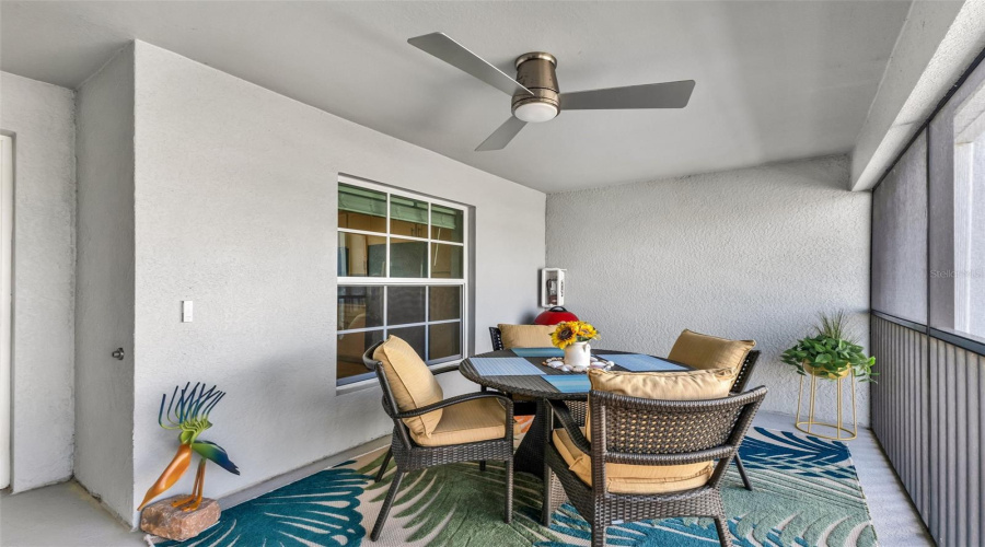 Front Lanai