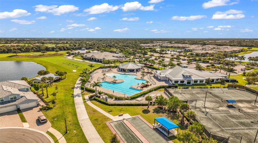 Punta Gorda, Florida 33955, 2 Bedroom Bedrooms, ,2 Bathroombathrooms,Residential,For Sale,Heritage Landing,0,Mfrc7529743