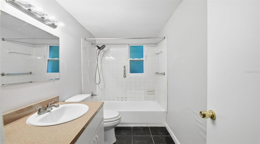 Tampa, Florida 33605, 3 Bedroom Bedrooms, ,1 Bathroombathrooms,Residential,For Sale,43Rd,0,Mfro6426598