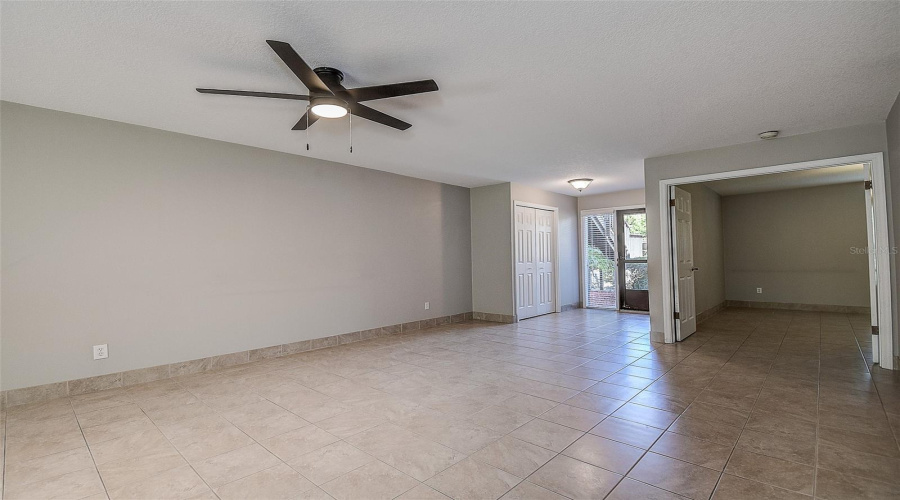 Clearwater, Florida 33759, 1 Bedroom Bedrooms, ,1 Bathroombathrooms,Residential,For Sale,Enterprise,0,Mfrtb8538062