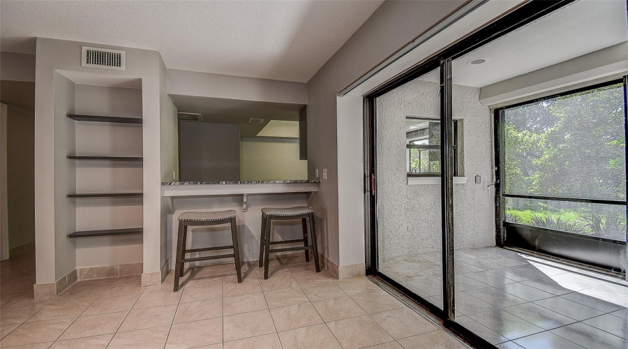Clearwater, Florida 33759, 1 Bedroom Bedrooms, ,1 Bathroombathrooms,Residential,For Sale,Enterprise,0,Mfrtb8538062