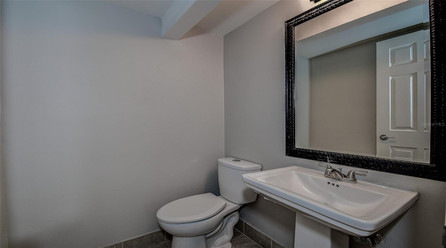 Clearwater, Florida 33759, 1 Bedroom Bedrooms, ,1 Bathroombathrooms,Residential,For Sale,Enterprise,0,Mfrtb8538062