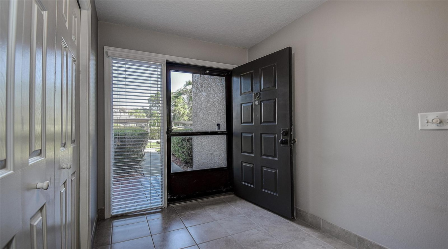 Clearwater, Florida 33759, 1 Bedroom Bedrooms, ,1 Bathroombathrooms,Residential,For Sale,Enterprise,0,Mfrtb8538062
