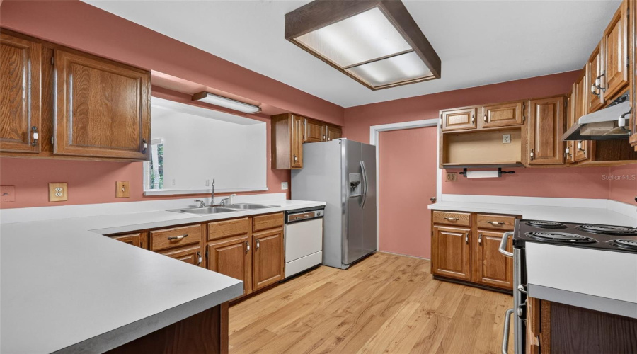 Yalaha, Florida 34797, 3 Bedroom Bedrooms, ,2 Bathroombathrooms,Residential,For Sale,Spring,0,Mfrg5116820