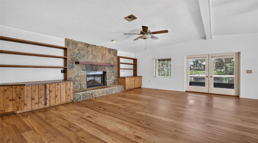 Yalaha, Florida 34797, 3 Bedroom Bedrooms, ,2 Bathroombathrooms,Residential,For Sale,Spring,0,Mfrg5116820