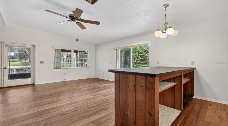 Yalaha, Florida 34797, 3 Bedroom Bedrooms, ,2 Bathroombathrooms,Residential,For Sale,Spring,0,Mfrg5116820