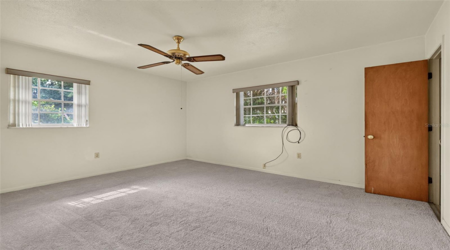 Yalaha, Florida 34797, 3 Bedroom Bedrooms, ,2 Bathroombathrooms,Residential,For Sale,Spring,0,Mfrg5116820