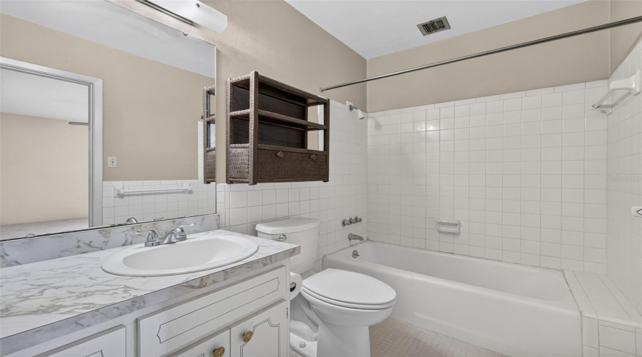 Yalaha, Florida 34797, 3 Bedroom Bedrooms, ,2 Bathroombathrooms,Residential,For Sale,Spring,0,Mfrg5116820