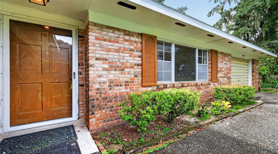 Yalaha, Florida 34797, 3 Bedroom Bedrooms, ,2 Bathroombathrooms,Residential,For Sale,Spring,0,Mfrg5116820
