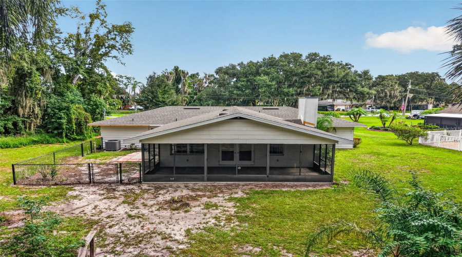 Yalaha, Florida 34797, 3 Bedroom Bedrooms, ,2 Bathroombathrooms,Residential,For Sale,Spring,0,Mfrg5116820