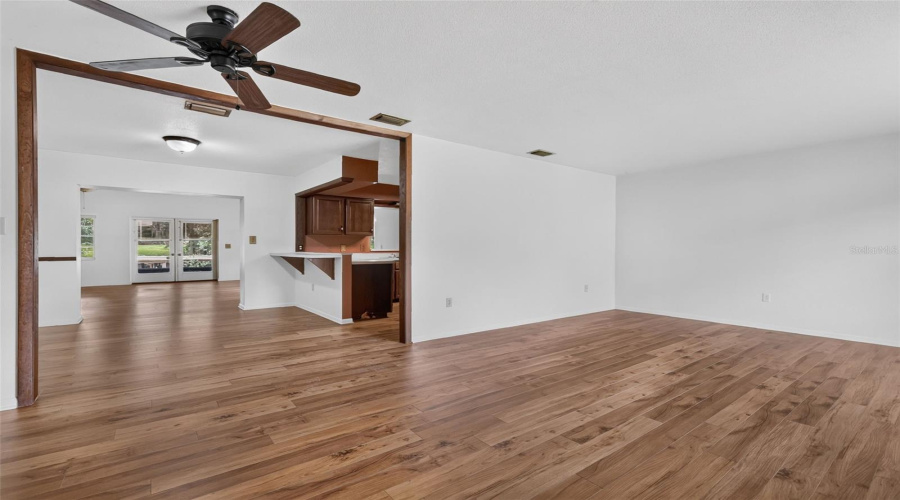 Yalaha, Florida 34797, 3 Bedroom Bedrooms, ,2 Bathroombathrooms,Residential,For Sale,Spring,0,Mfrg5116820
