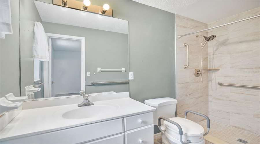 Port Orange, Florida 32127, 4 Bedroom Bedrooms, ,2 Bathroombathrooms,Residential,For Sale,Boars Head,0,Mfrv4950945