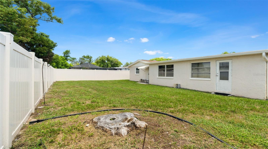 Port Richey, Florida 34668, 3 Bedroom Bedrooms, ,2 Bathroombathrooms,Residential,For Sale,Hermitage,0,Mfrtb8541726