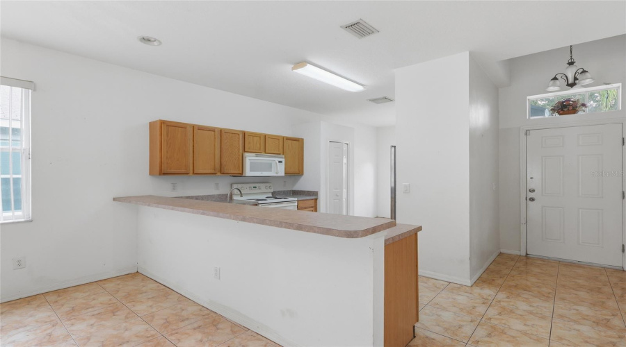 Zephyrhills, Florida 33541, 3 Bedroom Bedrooms, ,2 Bathroombathrooms,Residential,For Sale,Smart,0,Mfrtb8541914