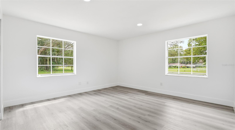 Dade City, Florida 33523, 4 Bedroom Bedrooms, ,2 Bathroombathrooms,Residential,For Sale,Tower,0,Mfrtb8542206