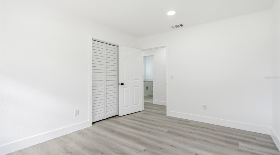 Dade City, Florida 33523, 4 Bedroom Bedrooms, ,2 Bathroombathrooms,Residential,For Sale,Tower,0,Mfrtb8542206