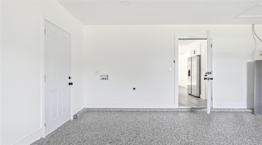 Dade City, Florida 33523, 4 Bedroom Bedrooms, ,2 Bathroombathrooms,Residential,For Sale,Tower,0,Mfrtb8542206
