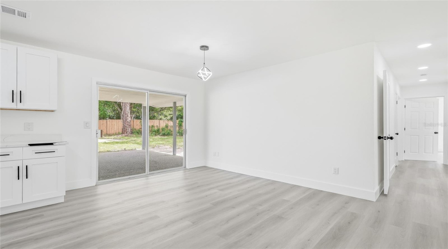Dade City, Florida 33523, 4 Bedroom Bedrooms, ,2 Bathroombathrooms,Residential,For Sale,Tower,0,Mfrtb8542206