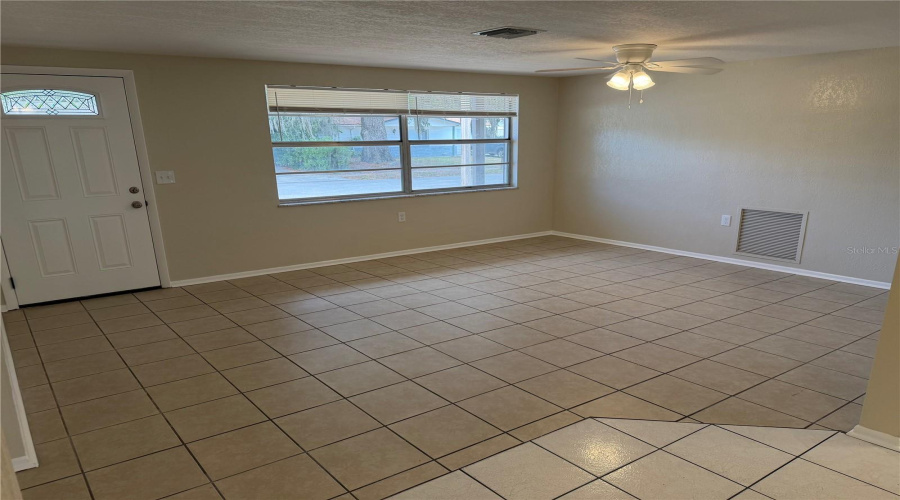 Holiday, Florida 34690, 3 Bedroom Bedrooms, ,1 Bathroombathrooms,Residential,For Sale,Eastwood,0,Mfrtb8527599