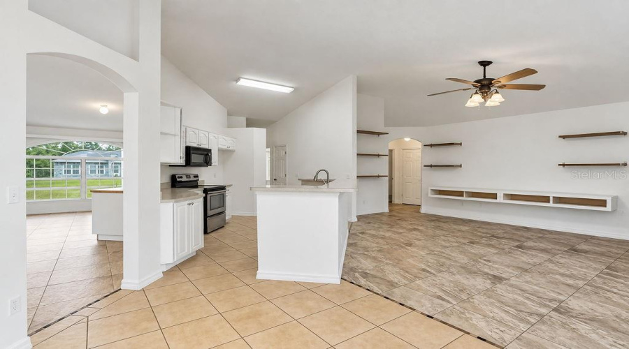 Deltona, Florida 32725, 4 Bedroom Bedrooms, ,3 Bathroombathrooms,Residential,For Sale,N Parkton,0,Mfro6434726