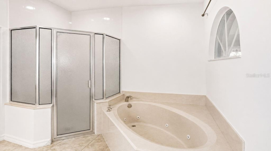 Deltona, Florida 32725, 4 Bedroom Bedrooms, ,3 Bathroombathrooms,Residential,For Sale,N Parkton,0,Mfro6434726