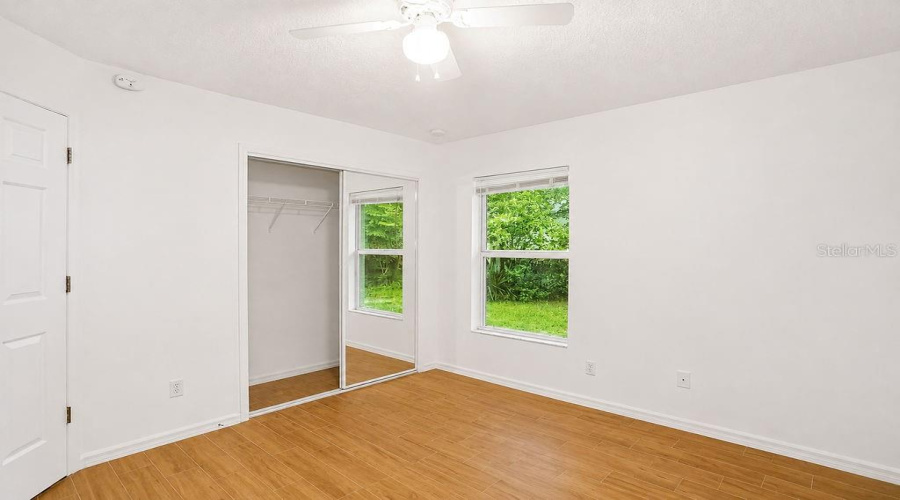 Deltona, Florida 32725, 4 Bedroom Bedrooms, ,3 Bathroombathrooms,Residential,For Sale,N Parkton,0,Mfro6434726
