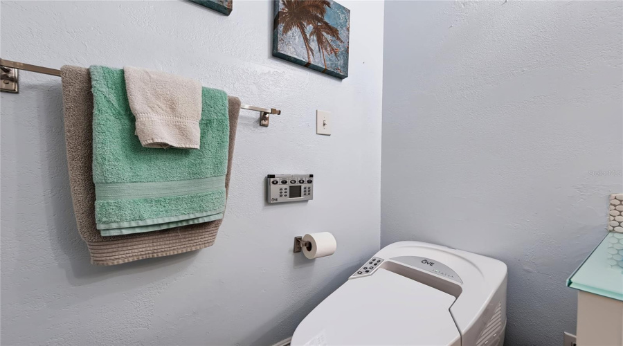 Largo, Florida 33773, 3 Bedroom Bedrooms, ,2 Bathroombathrooms,Residential,For Sale,Leisure,0,Mfrtb8543048