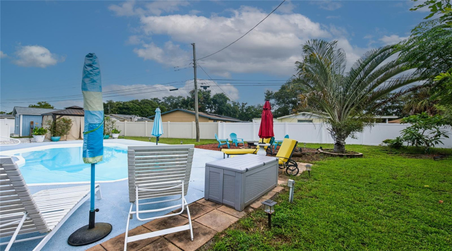 Largo, Florida 33773, 3 Bedroom Bedrooms, ,2 Bathroombathrooms,Residential,For Sale,Leisure,0,Mfrtb8543048