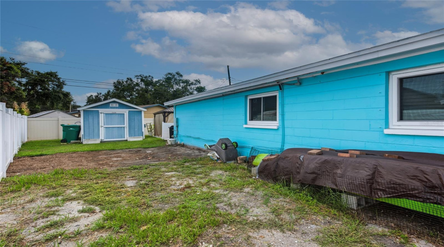 Largo, Florida 33773, 3 Bedroom Bedrooms, ,2 Bathroombathrooms,Residential,For Sale,Leisure,0,Mfrtb8543048