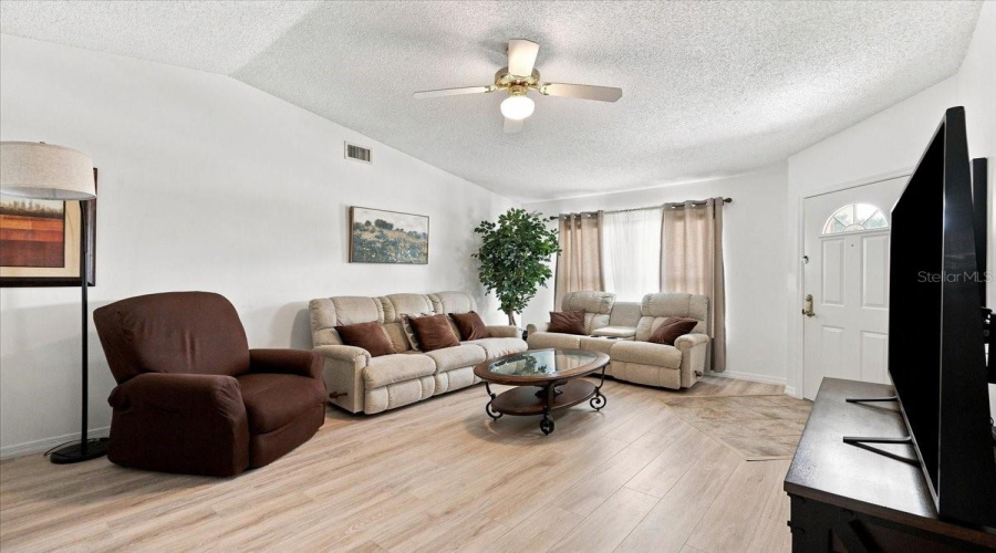 Lakeland, Florida 33810, 2 Bedroom Bedrooms, ,2 Bathroombathrooms,Residential,For Sale,Prairie Dunes,0,Mfrl4964295