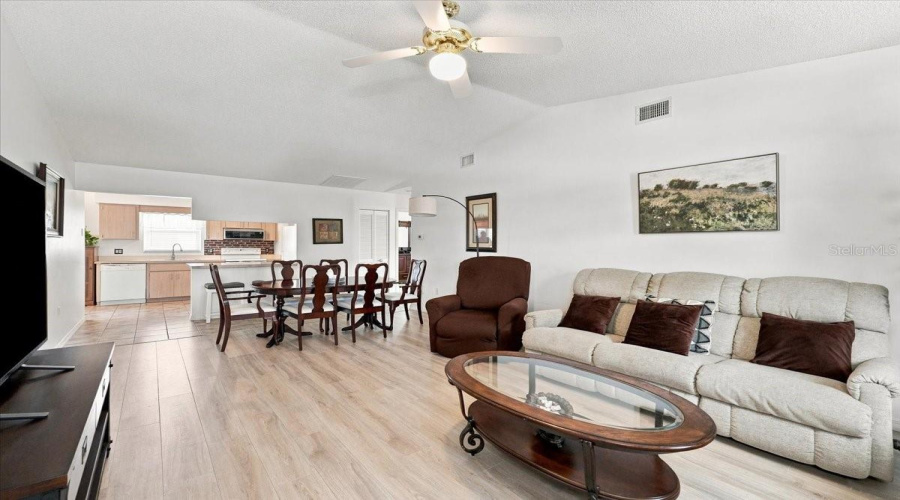Lakeland, Florida 33810, 2 Bedroom Bedrooms, ,2 Bathroombathrooms,Residential,For Sale,Prairie Dunes,0,Mfrl4964295