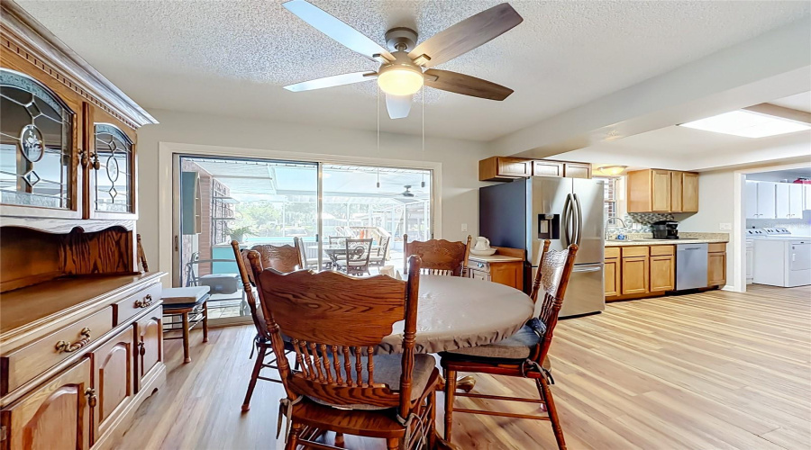 Haines City, Florida 33844, 3 Bedroom Bedrooms, ,2 Bathroombathrooms,Residential,For Sale,Bream,0,Mfrl4964539