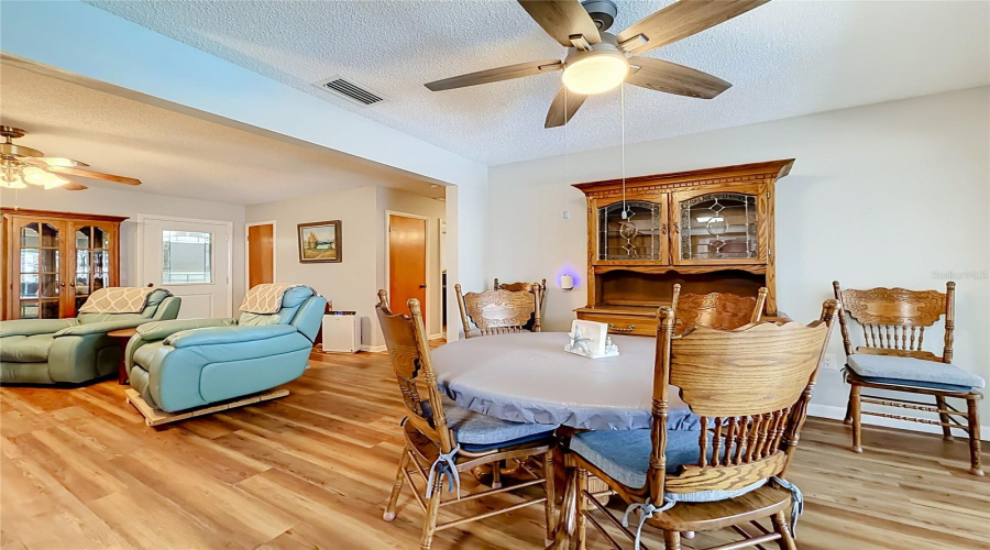 Haines City, Florida 33844, 3 Bedroom Bedrooms, ,2 Bathroombathrooms,Residential,For Sale,Bream,0,Mfrl4964539