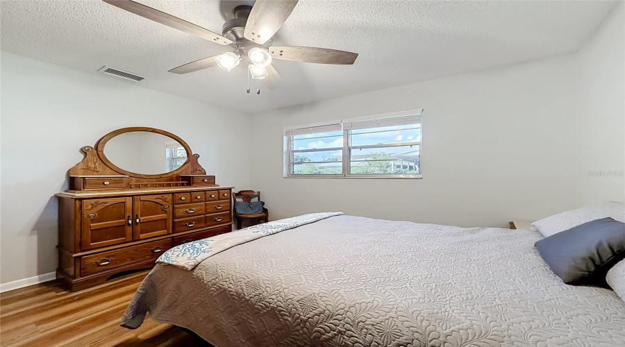 Haines City, Florida 33844, 3 Bedroom Bedrooms, ,2 Bathroombathrooms,Residential,For Sale,Bream,0,Mfrl4964539