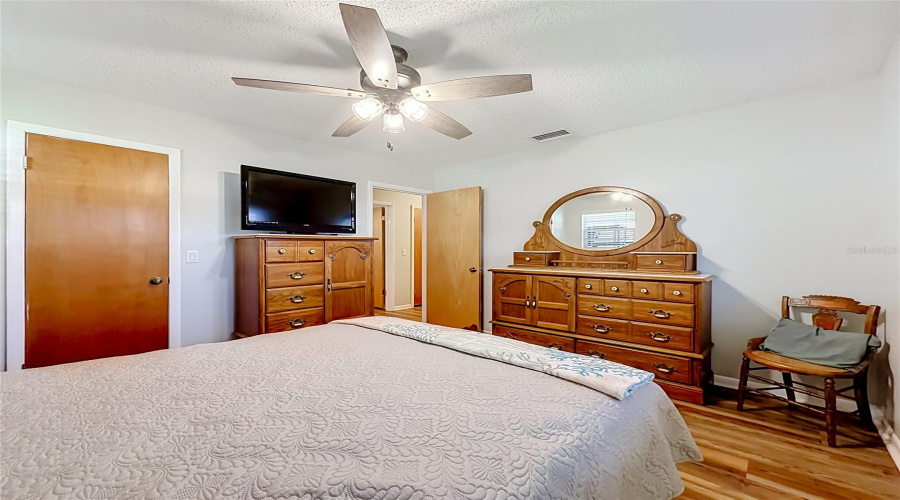 Haines City, Florida 33844, 3 Bedroom Bedrooms, ,2 Bathroombathrooms,Residential,For Sale,Bream,0,Mfrl4964539