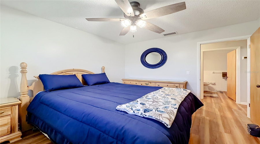 Haines City, Florida 33844, 3 Bedroom Bedrooms, ,2 Bathroombathrooms,Residential,For Sale,Bream,0,Mfrl4964539