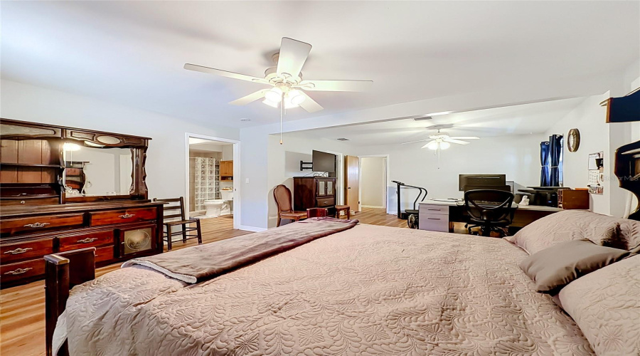 Haines City, Florida 33844, 3 Bedroom Bedrooms, ,2 Bathroombathrooms,Residential,For Sale,Bream,0,Mfrl4964539